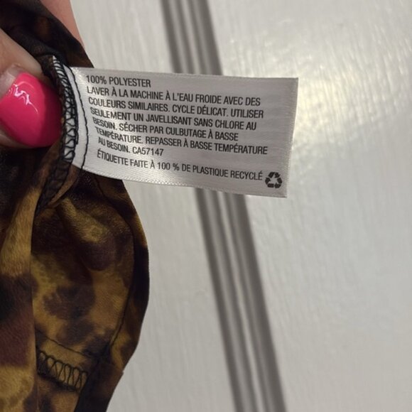 Merona Leopard Print Sleeveless Blouse EUC - Picture 3 of 4